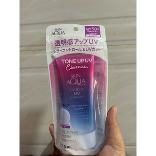 Kem chống nắng Sunplay Skin Aqua tone up uv