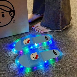(Video Thật) Dép Phát Sáng Đèn Nháy Hình Hello Kitty Siêu Cute Cao Cấp Mẫu Mới New2024,Pin Lâu Hơn,Dép Đèn Nhấp Nháy xịn