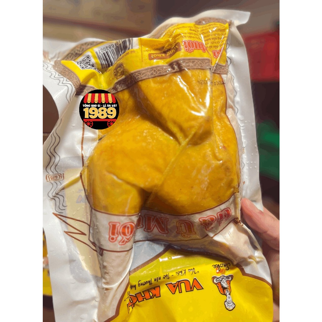 GÀ Ủ MUỐI NỮA CON