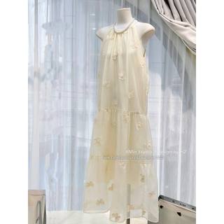 Đầm tơ MIN cổ yếm dài suông thêu con bướm 8271