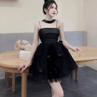 Váy tapta dây cổ ly eo chân lưới hoa