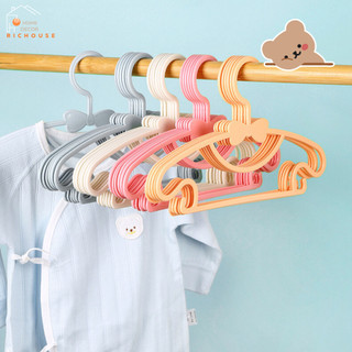 Móc Treo Quần Áo Em Bé Combo 40 Chiếc Móc Phơi Đồ Trẻ Sơ Sinh Chất Liệu Nhựa PP An Toàn Cho Bé