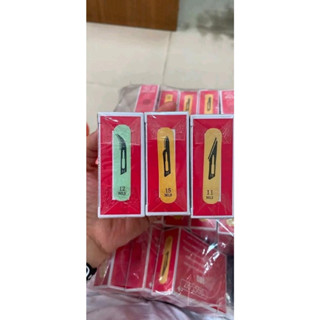 Combo 100 Lưỡi DAO MỔ DOCTOR: dùng trong tiểu phẫu y tế - Hộp Tem Màu Vàng Siêu Bén.