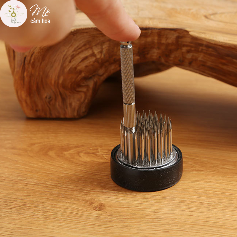Dụng cụ chỉnh đinh, vệ sinh bàn chông cắm hoa Ikebana