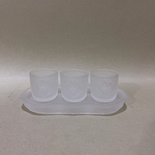 Án ba ly nước thờ cúng lưu ly trắng