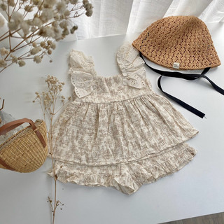 Bộ áo tay phối ren thô boi + quần đùi bèo hoạ tiết thỏ vintage xô Muslin siêu xinh bé gái