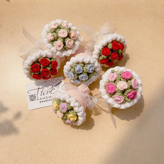 Bó hoa hồng mini bằng len handmade/Móc khoá hình bó hoa len làm quà tặng,trang trí