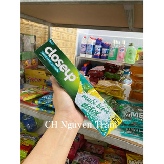 Kem đánh răng Closeup trắng răng 230g