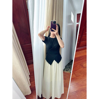 Áo thun xoắn eo vạt nhọn