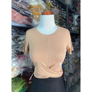 Áo zip xoắn bụng xinh xắn