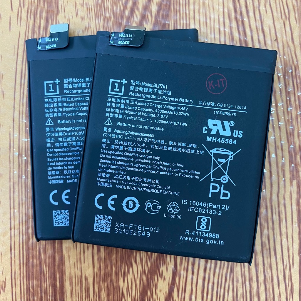 Pin One Plus 8 / One Plus BLP761 - new