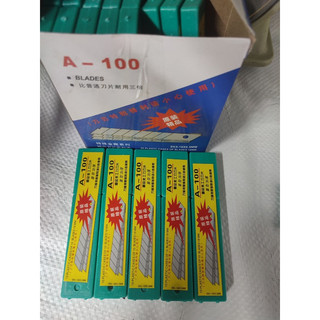Hộp 10 lưỡi dao rọc giấy a100