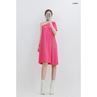 C4985 - đầm lệch vai tay ngắn