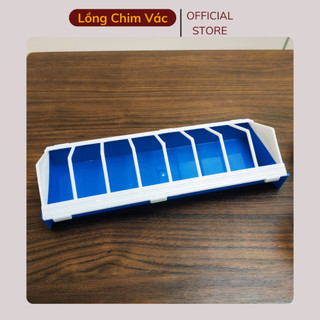 Máng nhựa đựng thức ăn cho gia cầm, chim cảnh loại chống bới