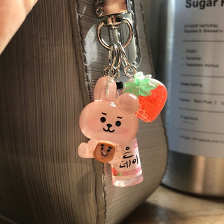 Keyring soju dâu Hàn 🍓🍶