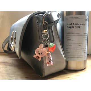 Keyring soju dâu Hàn 🍓🍶