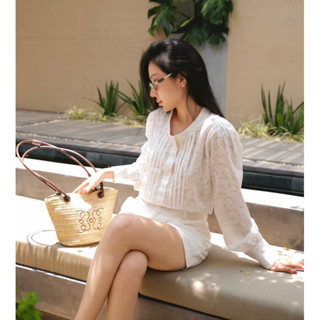 Rill Shirt ( áo sơmi hoạ tiết xếp li )( không kèm áo ống)