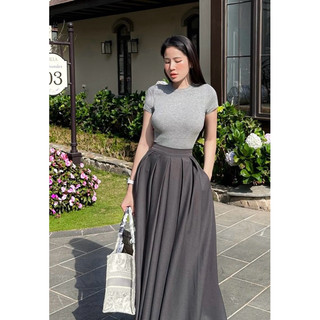 Áo Thun Basic Thiết Kế Cổ Tròn Tôn Dáng BY THAOBIBI