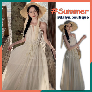 Váy Maxi Đi Biển Cổ Yếm Cách Điệu Dáng Dài, Đầm Xòe Đi Biển Màu Trắng Nổi Bật - Dalyn