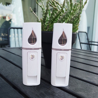 Máy Phun Sương Cầm Tay Xịt Khoáng ,Tạo Ẩm MINI NANO