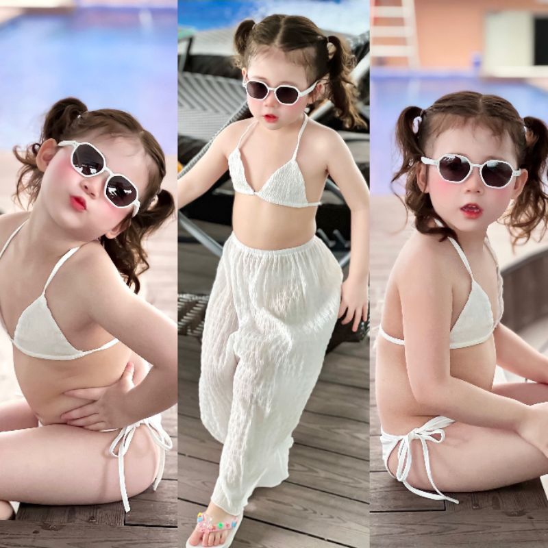 Set bikini 3 món cho bé.