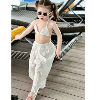 Set bikini 3 món cho bé.