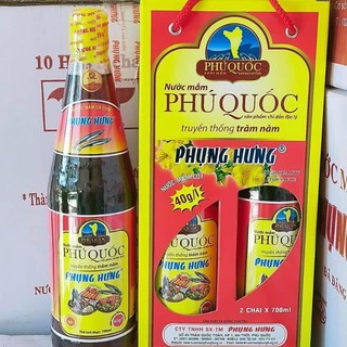 Hộp 2 chai nước mắm Phú Quốc Phụng Hưng 40 độ đạm (700ml/chai)