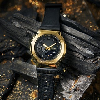 Đồng hồ namg g-shock gm-2100-gold ,đồng hồ thông minh chống xước , chống shock đa chức năng