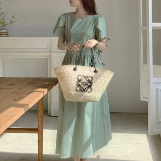 Đầm midi dáng suông tay xẻ phong cách Hàn Quốc
