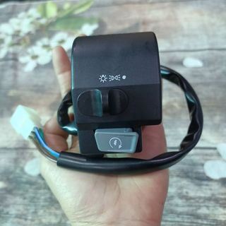 Cụm công tắc tay lái xe Sirius BÊN PHẢI (bên công tắc Đề) - cụm công tắc bên phải tay lái xe SIRIUS - A2003