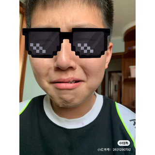 Kính mắt đen ngầu thug life