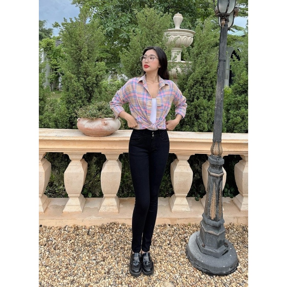 Quần jeans kaki nữ màu đen
