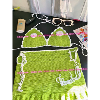 Sét bikini len móc handmade màu xanh lá gắn bông mã br04 có sẵn