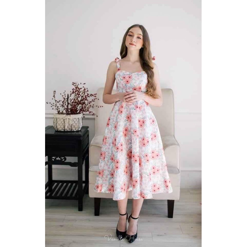 Đầm vanilla house size M used