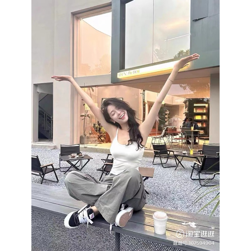 Áo ba lỗ dây nhỏ