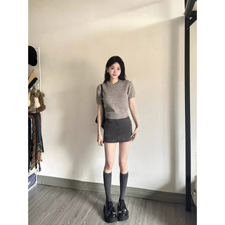 Áo tay ngắn cổ đính đá tiểu thư ✨