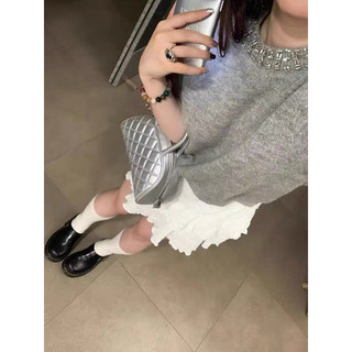 Áo tay ngắn cổ đính đá tiểu thư ✨