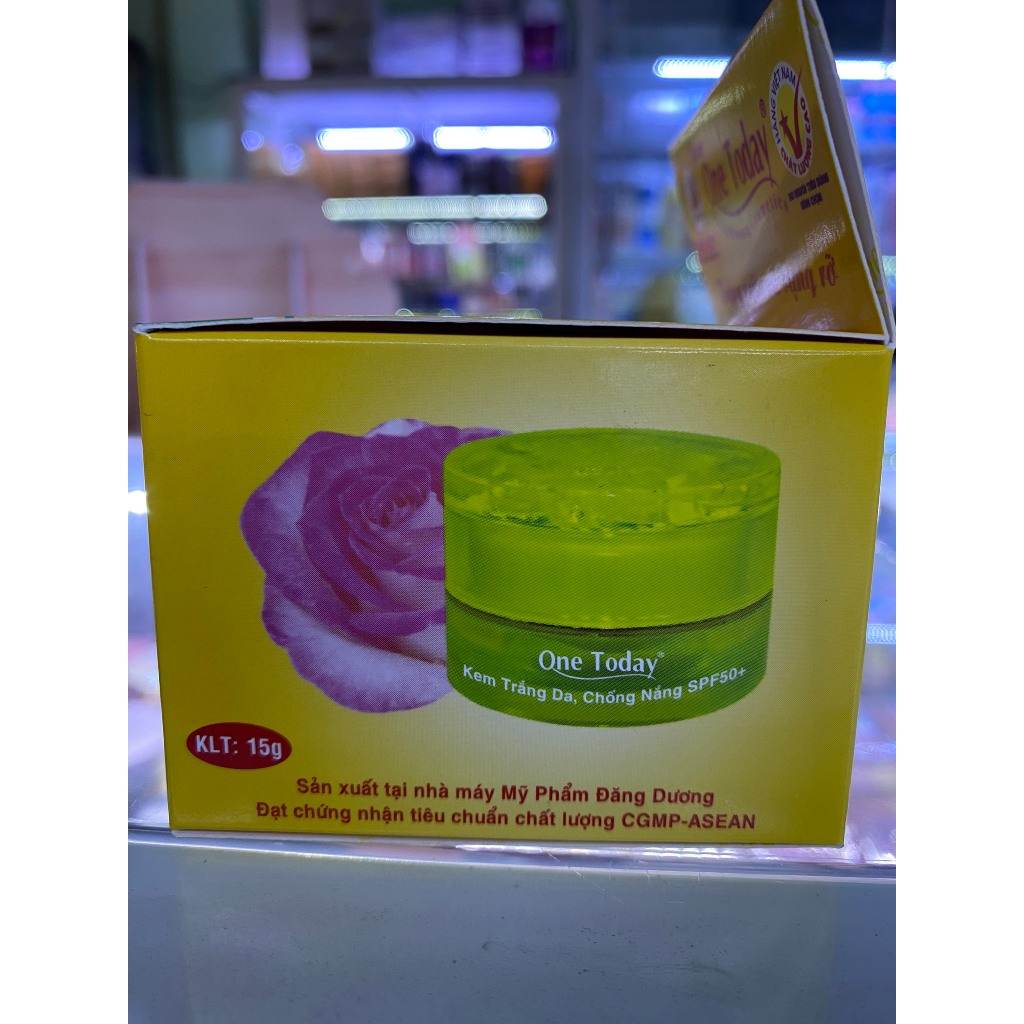 KEM ONE TODAy chống nắng