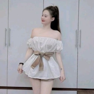 Sét áo bẹt vai tay phồng và quần ống rộng kèm dây cột eo
