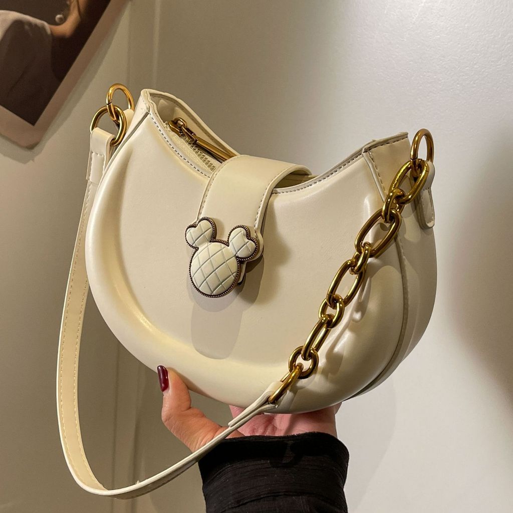 Túi Đeo Chéo Đeo Vai Dây Xích Pha Da Dáng Bán Nguyệt Chất Da Mịn Fom Cứng Cáp ( mã  24030 )