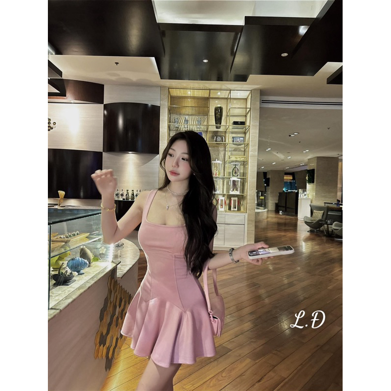 Đầm ôm xoè dáng ngắn cổ U màu trơn basic, co dãn a8