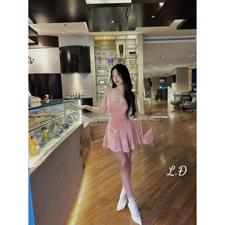 Đầm ôm xoè dáng ngắn cổ U màu trơn basic, co dãn a8