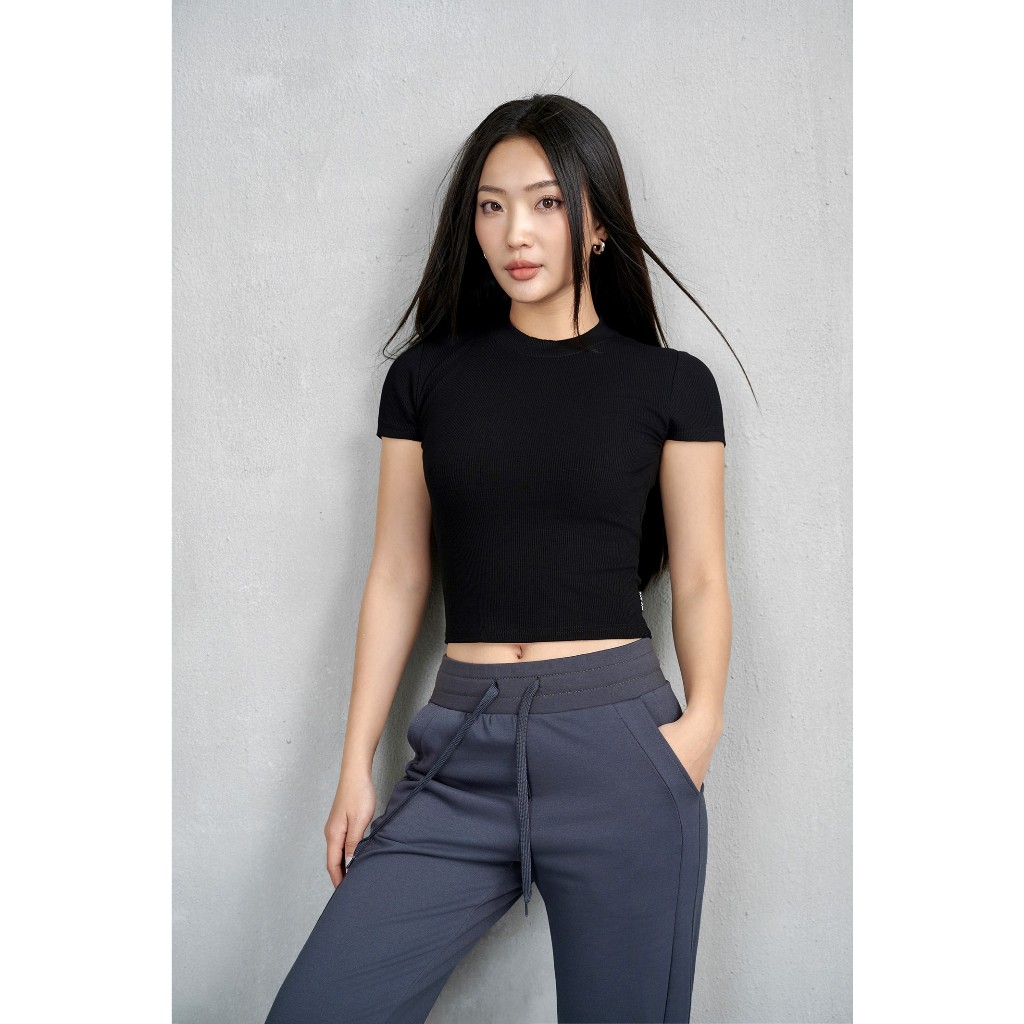 Áo thun croptop tay ngắn cổ tròn The Kim, áo baby tee thun tăm trơn A166