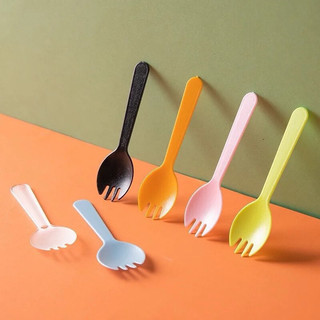 Set dĩa nhựa 10 cái ( màu sắc ngẫu nhiên)