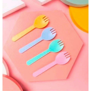 Set dĩa nhựa 10 cái ( màu sắc ngẫu nhiên)