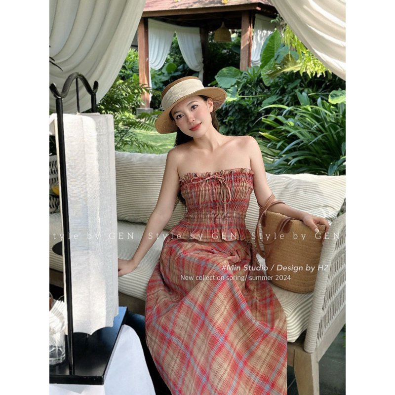 Set Váy Quây Chun Kẻ Đỏ