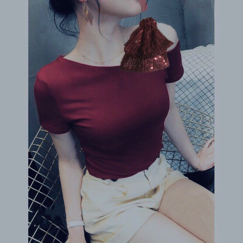 Áo thun gân đính nơ kim sa