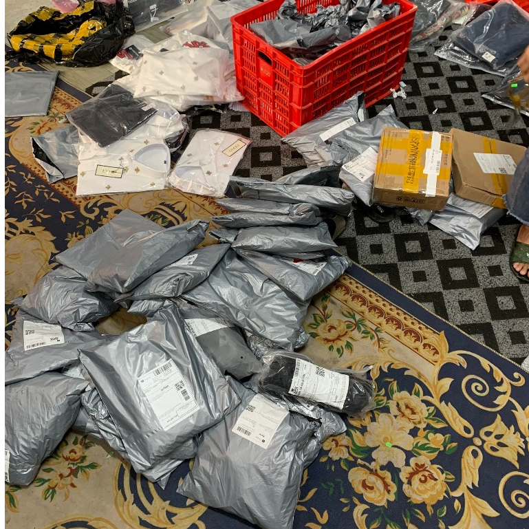 Kiện Hàng bom thời trang cao cấp giá trị cao trên 1 triệu thời trang nam nữ quần áo giày dép phụ kiện thời trang