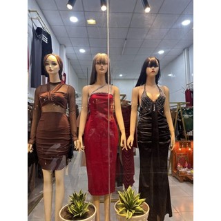 Đầm tafta lụa lệch vai đính đá.