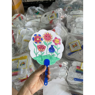Tranh quạt lụa tô màu (tặng kèm màu và cọ)